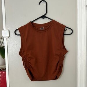 Mono B Sleeveless Ruched Top Size Medium